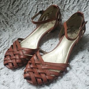 Seychelles brown woven d'orsay kitten heels with ankle straps, size 8